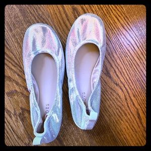 Talbot sparkly silver slip-on flats 7.5